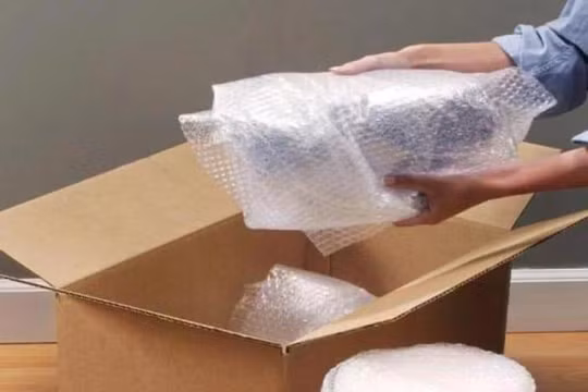 Nguy cơ ô nhiễm môi trường từ hoạt động thương mại điện tử