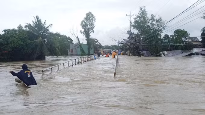 Phú Quốc ngập lịch sử, hàng nghìn người vật lộn trong trận 