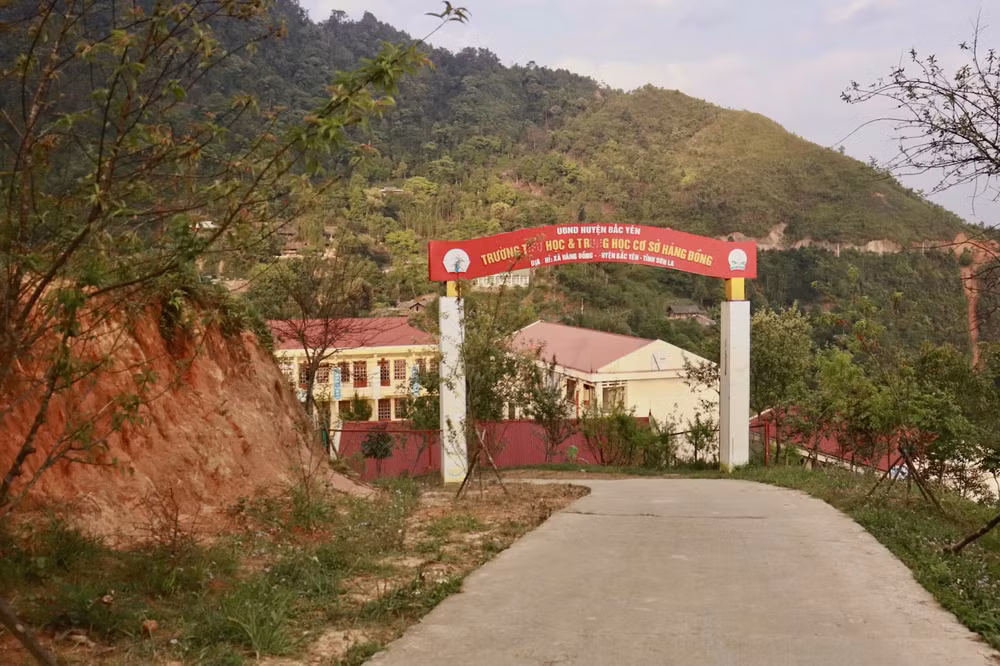 gian nan hanh trinh di tim con chu cua tre em vung cao hinh 1