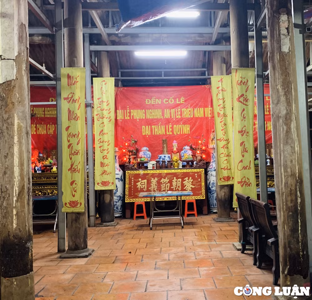 den co le di tich lich su cap thanh pho ha noi bi xuong cap tram trong hinh 3