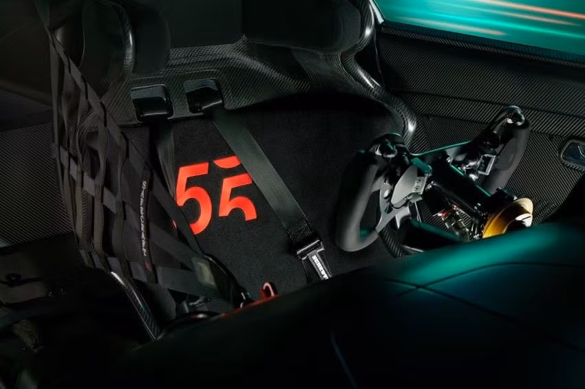 can canh xe dua phien ban gioi han mercedes amg gt3 edition 55 hinh 5