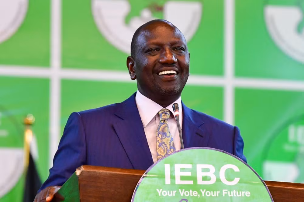 william ruto tu cau be nha ngheo den tong thong kenya hinh 1