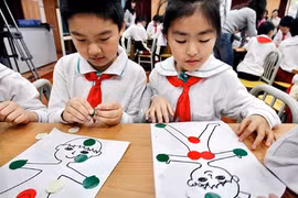 Hành vi giới tính theo lứa tuổi của trẻ nhỏ - điều cha mẹ nên biết