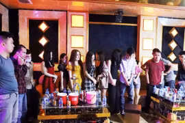 Khởi tố 1 đối tượng trong vụ ‘đại tiệc’ ma túy trong quán karaoke ở Hà Tĩnh