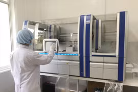 Công ty "cho mượn" máy xét nghiệm COVID-19 được Sở Y tế Hải Phòng chỉ định nhiều gói thầu