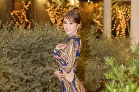 Quỳnh Nga diện váy từng dính nghi án đạo nhái thiết kế
