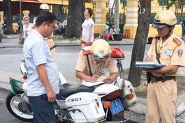 Hướng dẫn nộp phạt vi phạm giao thông trực tuyến
