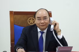 Thủ tướng Nguyễn Xuân Phúc điện đàm với Thủ tướng Australia về phòng chống dịch COVID-19