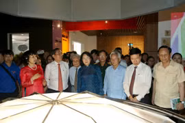 Câu chuyện về Bục “Kim Cương” ở Bảo tàng Báo chí Việt Nam