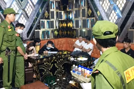 Phát hiện 27 nam, nữ đang phê ma túy trong quán karaoke tại Quảng Nam