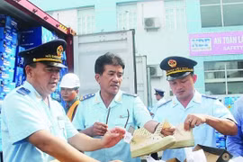 Tăng cường chống gian lận xuất xứ, chuyển tải hàng hóa bất hợp pháp