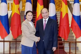 Thủ tướng: Năm 2020, quan hệ Việt Nam - Lào phải phát triển và tốt hơn năm 2019