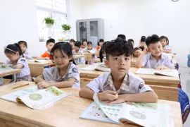 Bộ GD&ĐT đề nghị Hội đồng thẩm định kiểm tra các nội dung phản ánh về SGK lớp 1