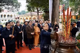 Lãnh đạo Đảng, Nhà nước dâng hương tại Hoàng thành Thăng Long