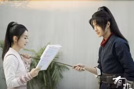 Bộ phim bom tấn "Huyền thoại nàng phi" do Triệu Lệ Dĩnh thủ vai “tái sinh” sau mùa dịch Covid-19