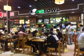 Johnathan Hạnh Nguyễn và "gánh phở" Big Bowl kín tiếng có lợi nhuận khủng