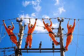 Thông tin 100% người dân hài lòng về việc tăng giá điện là bịa đặt