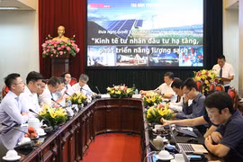 Báo Nhân Dân điện tử tọa đàm về kinh tế tư nhân đầu tư hạ tầng, phát triển năng lượng sạch