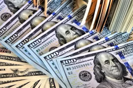 Tỷ giá ngoại tệ hôm nay 10/7: Đồng USD tăng nhẹ song giao dịch ảm đạm