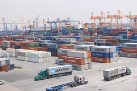 Ngành hài quan tăng cường công tác chống buôn lậu, gian lận thương mại dịp cuối năm