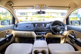 THACO xuất khẩu sáng Thái Lan 40 xe Kia Grand Carnival