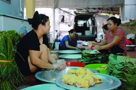 Tết sớm ở làng bánh chưng Tranh Khúc