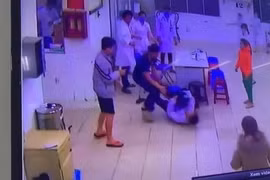 Lâm Đồng: Bị nhắc nhở vì gây ồn ào, hai cha con vây đánh bảo vệ, điều dưỡng bệnh viện