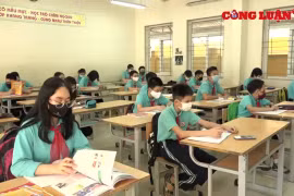Hà Nội: Học sinh trở lại trường sau thời gian nghỉ phòng dịch Covid-19
