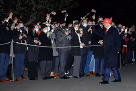 Tổng thống Trump cam kết chỉ tuyên bố chiến thắng khi đã chắc chắn