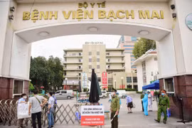 Bệnh viện Bạch Mai bị phong tỏa dài ngày, bệnh nhân nặng khó có cơ hội cứu chữa