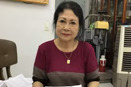 TPHCM: Người dân "cõng đơn" kêu cứu trong tuyệt vọng vì bị lừa hàng chục tỷ đồng!