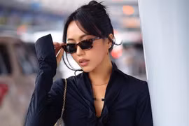 Diệu Nhi diện áo croptop khoe khéo vòng 2 nhưng fan nhận thấy có điều bất thường
