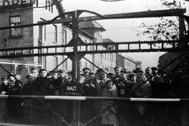 75 năm Hồng quân Liên Xô giải phóng trại Auschwitz: Những hình ảnh không thể nào quên