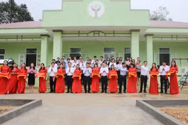 Thông tấn xã Việt Nam hỗ trợ người dân Thừa Thiên Huế khắc phục hậu quả mưa lũ