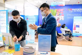 VietinBank tích cực phòng chống dịch, hỗ trợ doanh nghiệp, người dân bị tác động