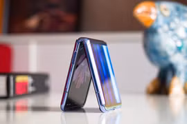 Galaxy Z Flip dự kiến sẽ là smartphone dạng gập bán chạy nhất năm 2020