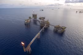Căng mình vượt khó khăn kép: Nộp ngân sách Nhà nước toàn PVN trong quý I/2020 đạt 25,3% kế hoạch năm
