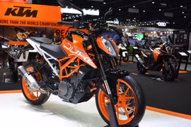 KTM 490 Duke và 490 Adventure sẽ ra mắt vào năm 2022