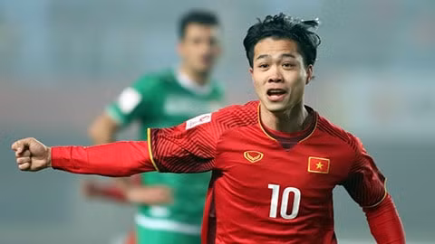 tro lai tuyen viet nam tien dao cong phuong lap tuc lay lai ao so 10 quen thuoc hinh 1