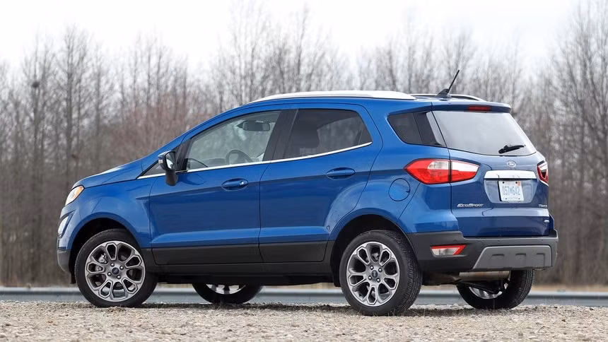 my dong xe ford ecosport bi khai tu hinh 2