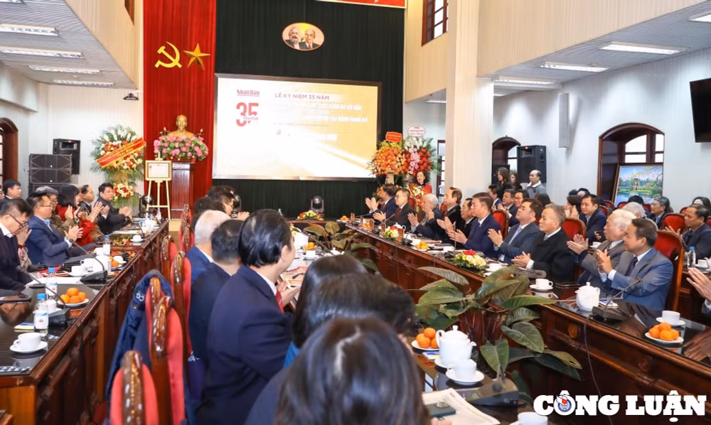 ky niem 35 nam ngay bao nhan dan cuoi tuan ra so dau tao dung ban sac khang dinh ban linh hinh 3