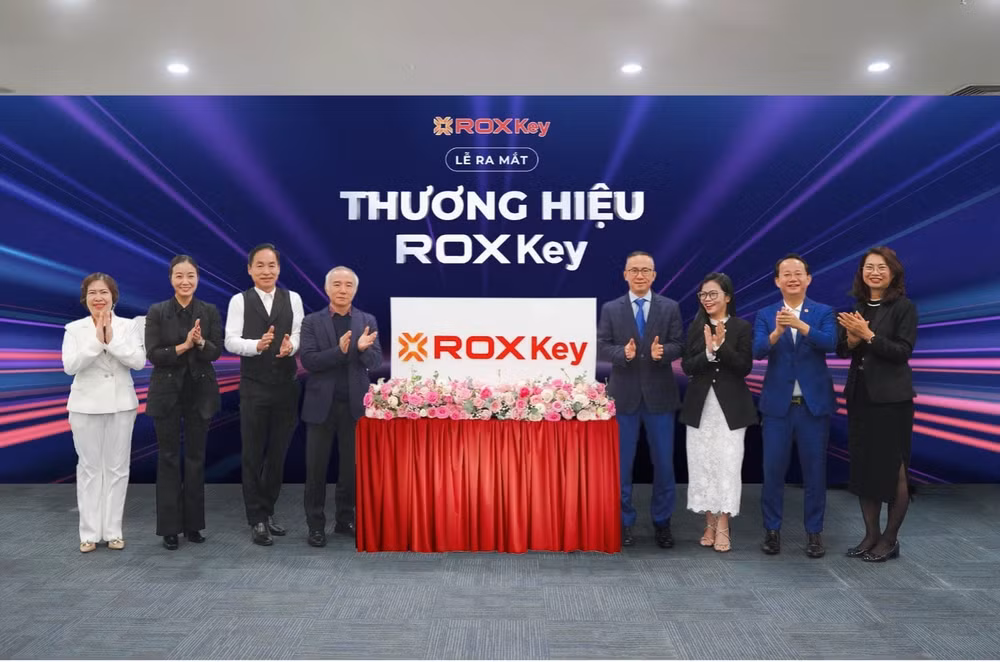tns holdings chinh thuc chuyen doi thuong hieu thanh rox key holdings hinh 1