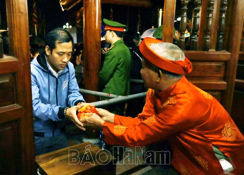 le phat luong duc thanh tran tai den tran thuong xuan giap thin 2024 hinh 5
