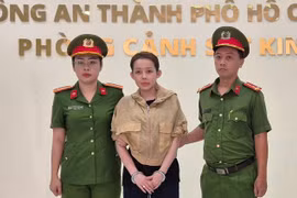 Ngân 98 bị bắt vì sản xuất hàng giả, doanh thu 1 năm từ sản phẩm 'giảm cân' lên tới cả trăm tỷ đồng