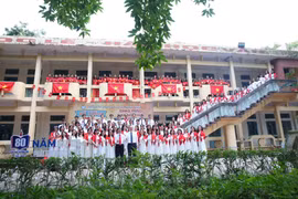 Học sinh dự bị đại học lần đầu tiên học AI, tin học thành môn bắt buộc
