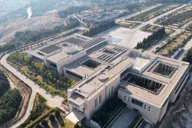 Israel không kích gần cung điện Tổng thống Syria