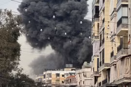 Israel lần đầu không kích vào ngoại ô Beirut kể từ sau lệnh ngừng bắn