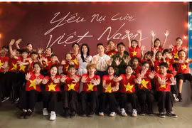 Hoàng Bách, Minh Quý và Trịnh Minh Hiền gửi gắm tình yêu Tổ quốc qua âm nhạc