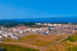 BSR chế biến thử nghiệm thành công dầu thô mới Murban và Cooper Basin