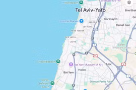 Tên lửa 500 kg của Iran phá hủy thị trấn ven biển Israel
